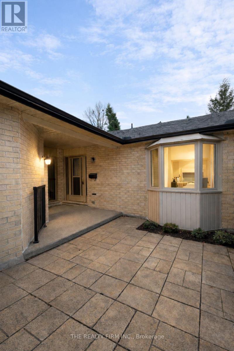 6 - 93 PINE VALLEY GATE