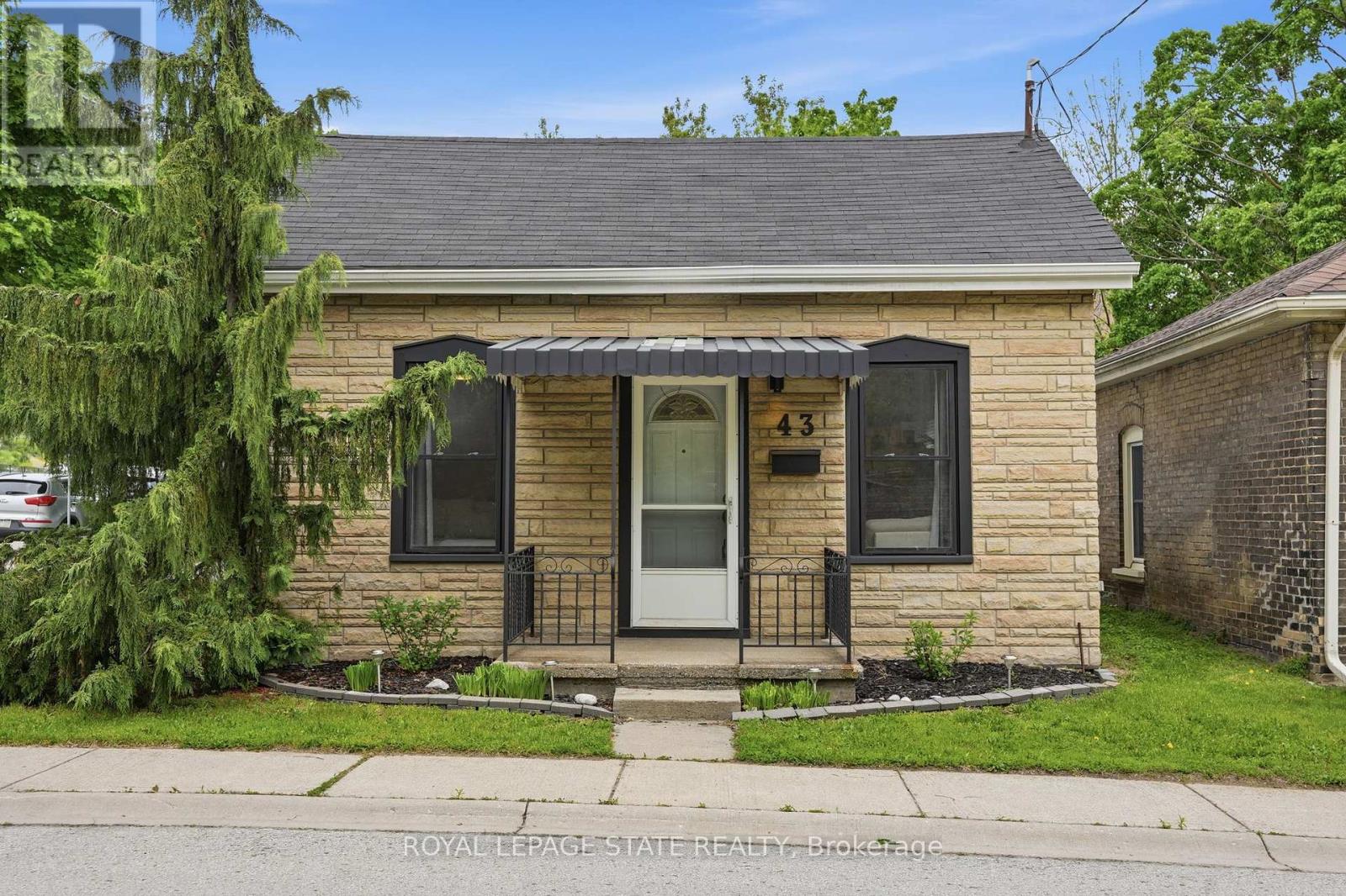43 ALONZO STREET