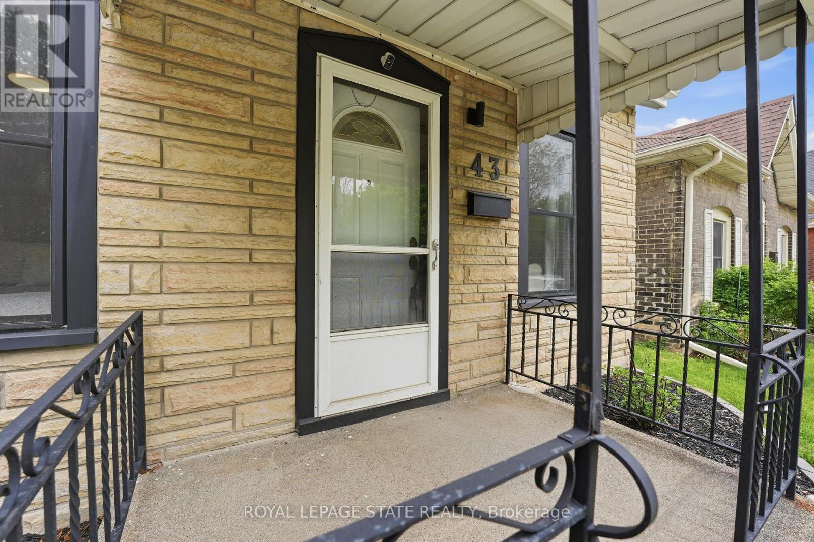 43 ALONZO STREET