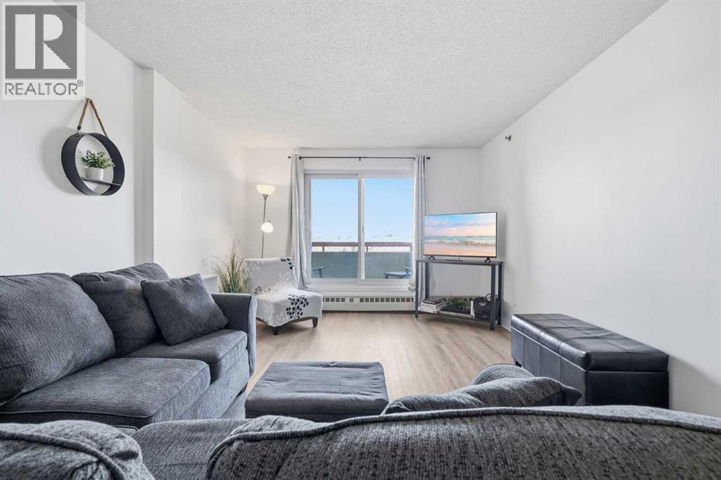 604, 2011 University Drive NW