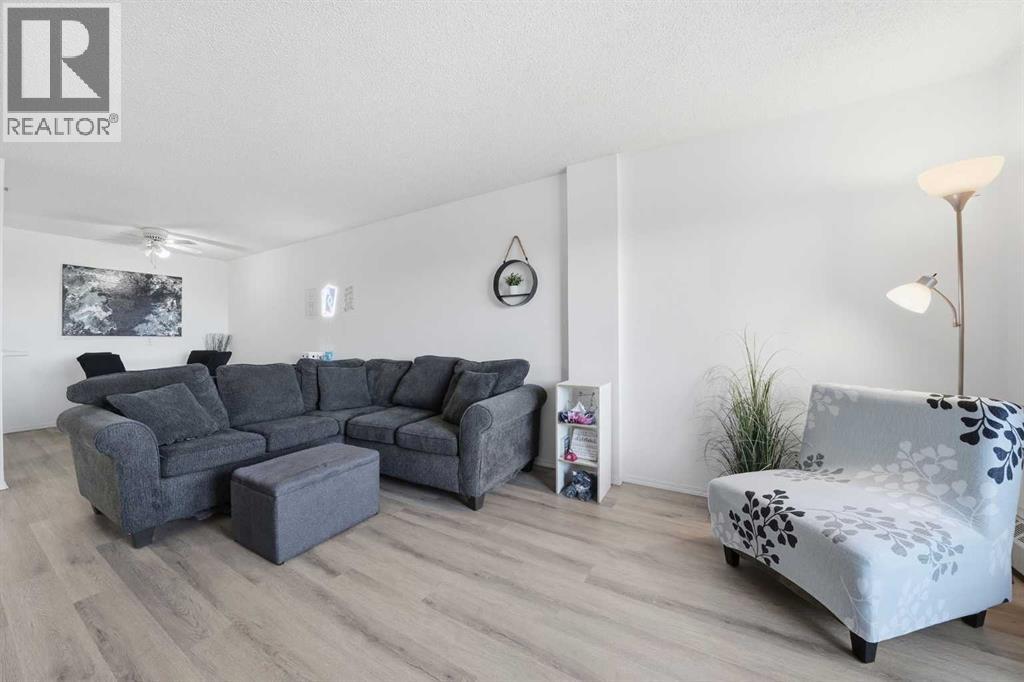 604, 2011 University Drive NW