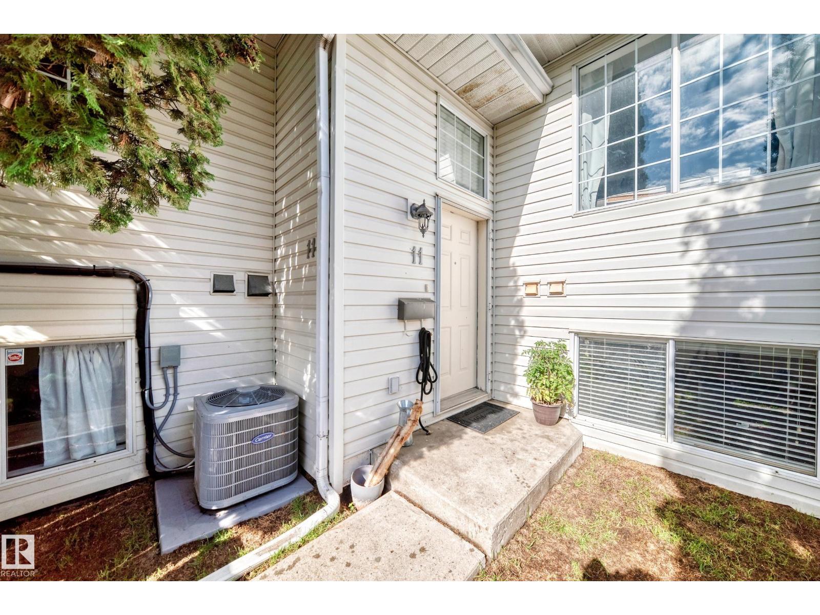 11 KIRKWOOD WY NW