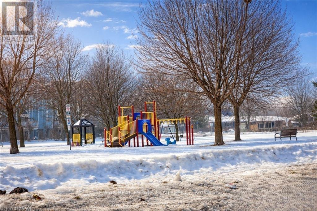 106 - 565 GREENFIELD AVENUE