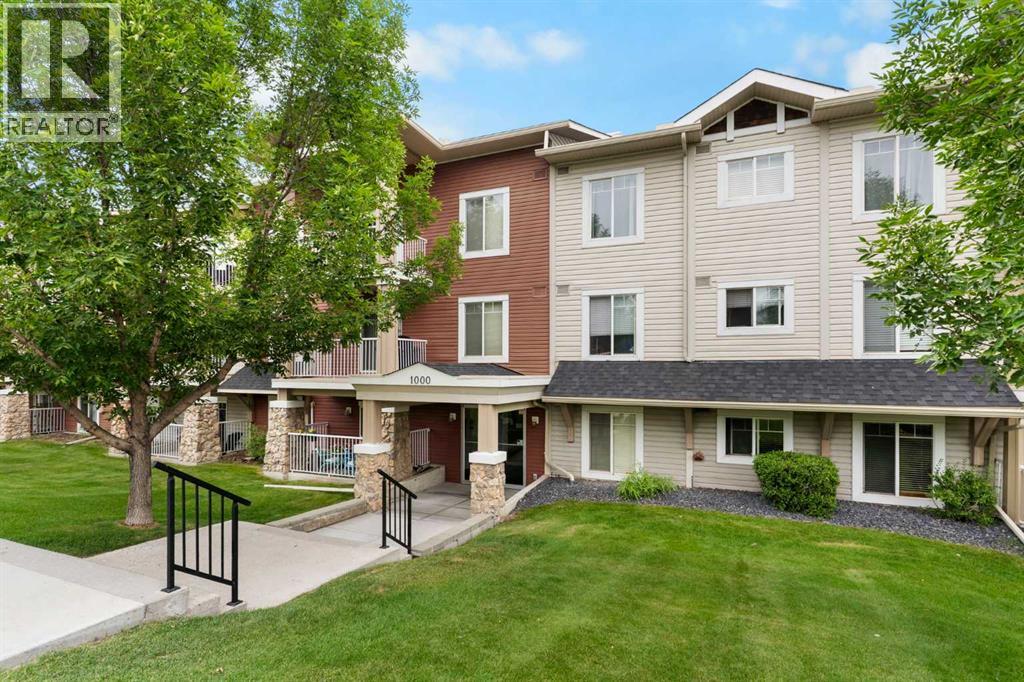 1102, 70 Panamount Drive NW