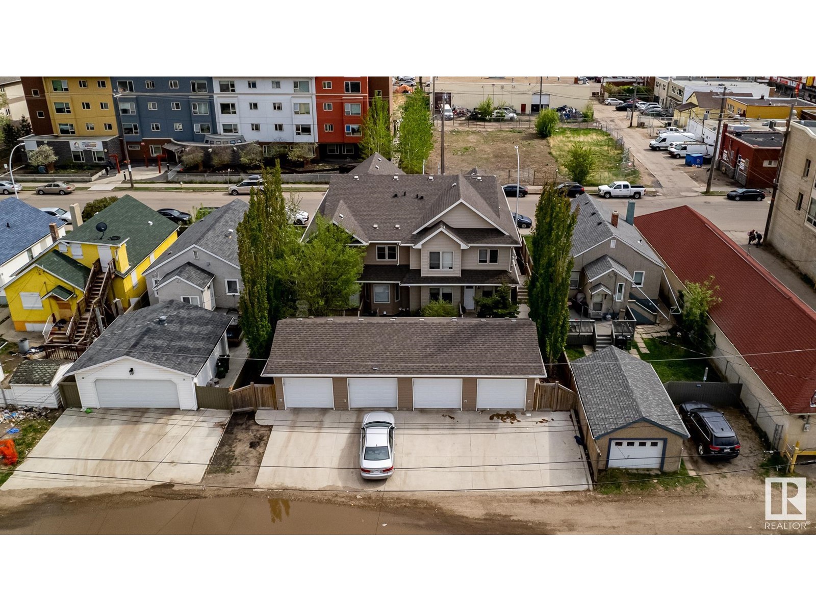 #3 9648 106 AV NW