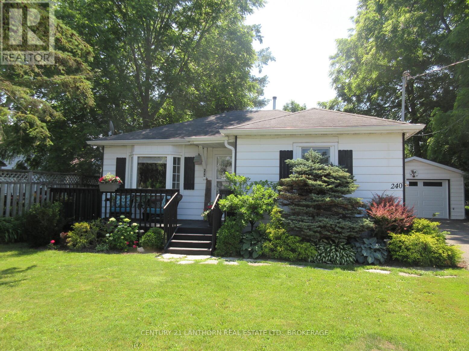 240 THOMAS STREET W