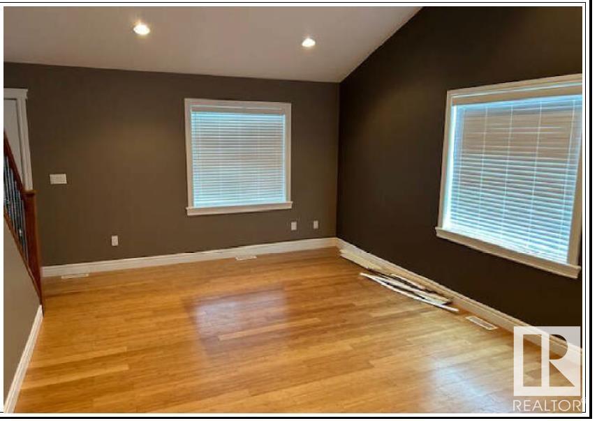 #4011 25054 South Pine RD