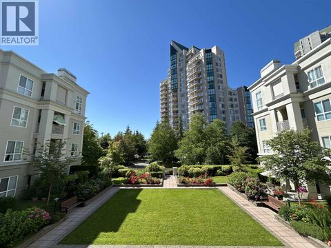 225 3098 GUILDFORD WAY Coquitlam BC V3B7W8