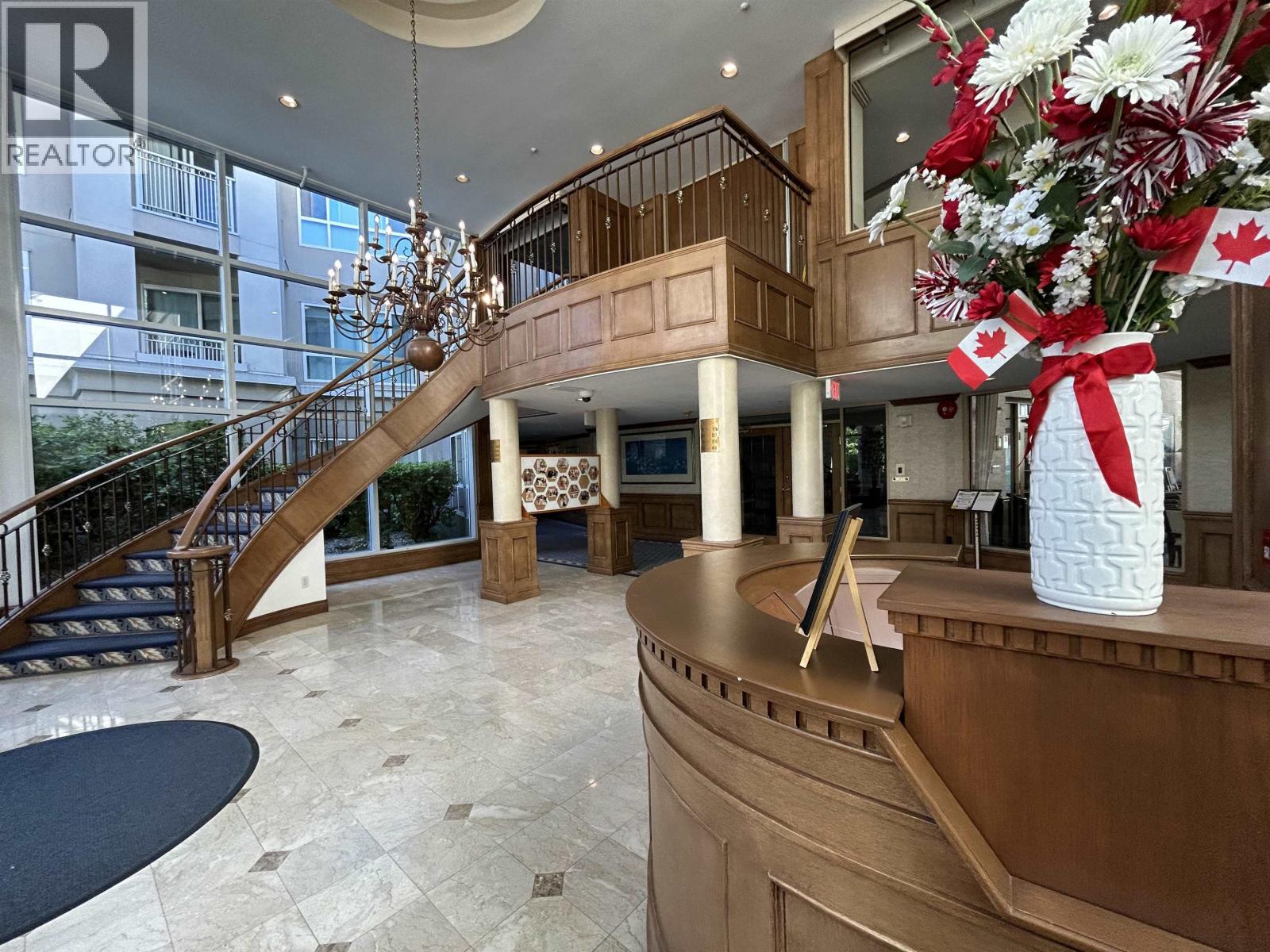 225 3098 GUILDFORD WAY