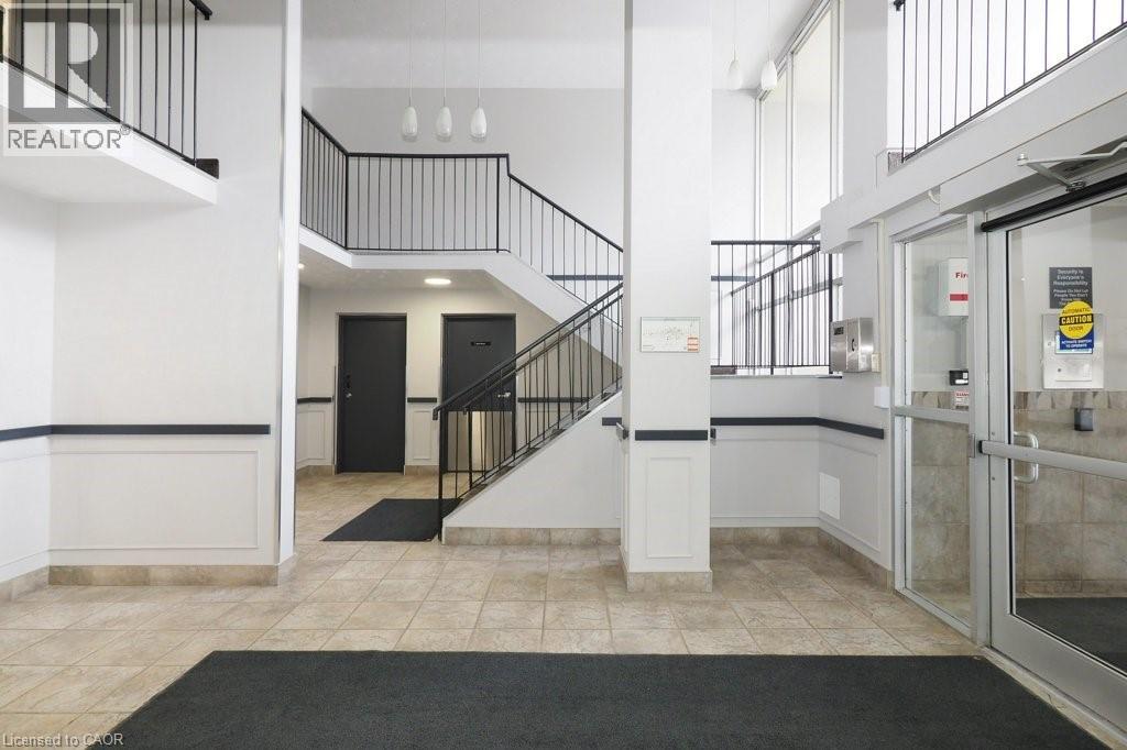 58 BRIDGEPORT Road E Unit# 806