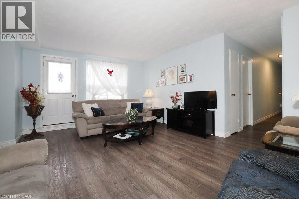 58 BRIDGEPORT Road E Unit# 806