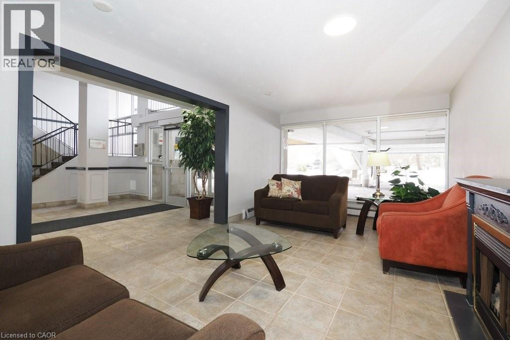 58 BRIDGEPORT Road E Unit# 806