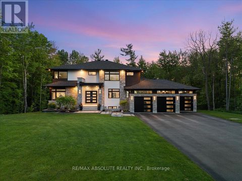 144 DERBEYSHIRE STREET Ottawa ON K2W0E7