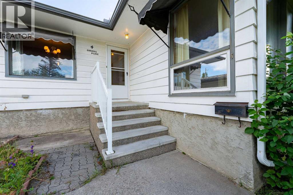 4 Cornell Place NW