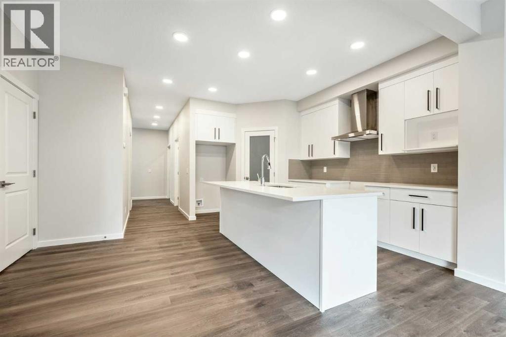 412 Heartwood Grove W