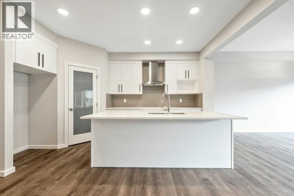 412 Heartwood Grove W