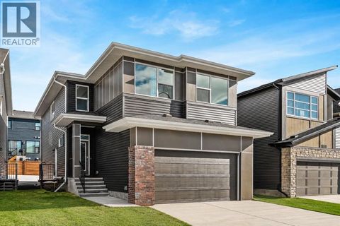 506 Lucas Way NW Calgary AB T3P2E7