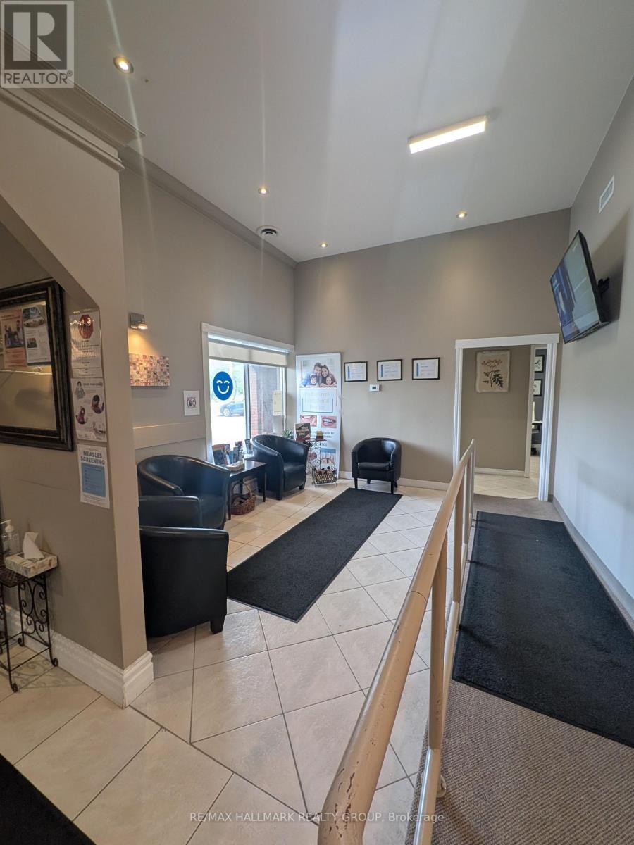5-6 - 4100 ALBION ROAD