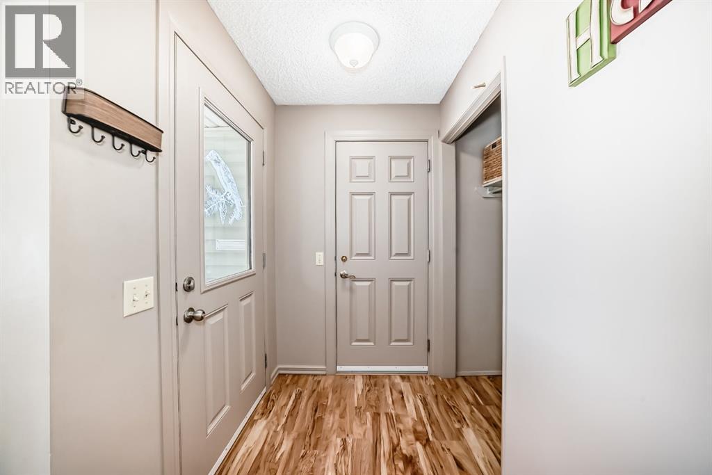 87 Berwick Crescent NW