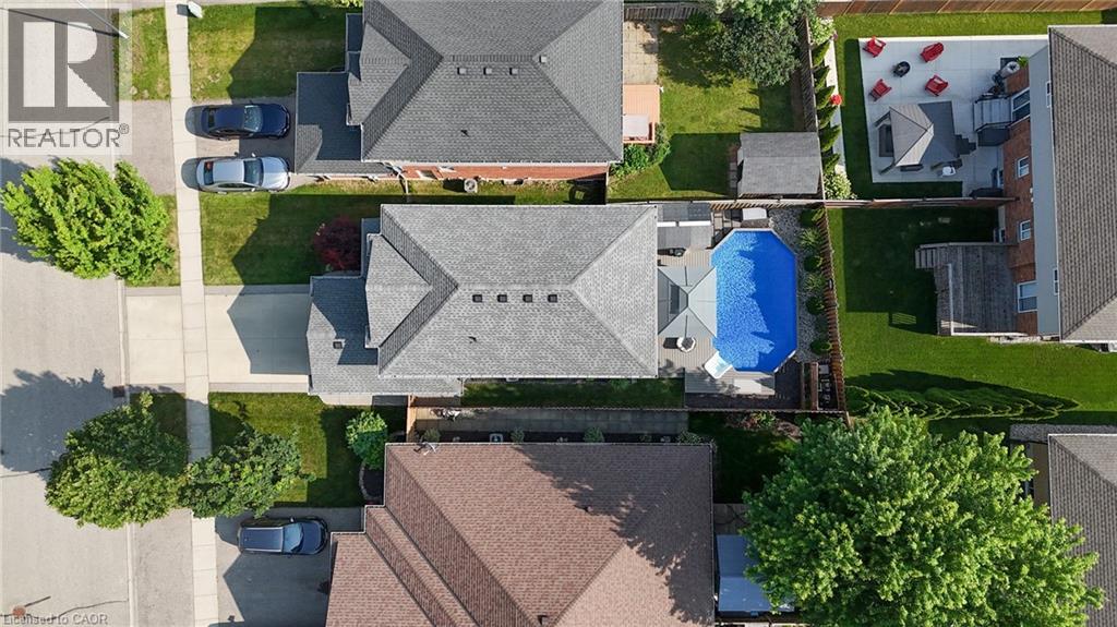 507 HUMMINGBIRD Crescent