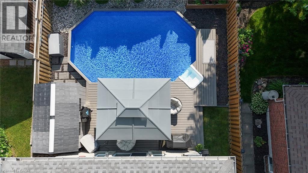 507 HUMMINGBIRD Crescent