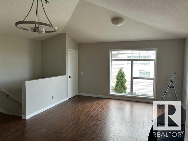#11 150 EDWARDS DR SW