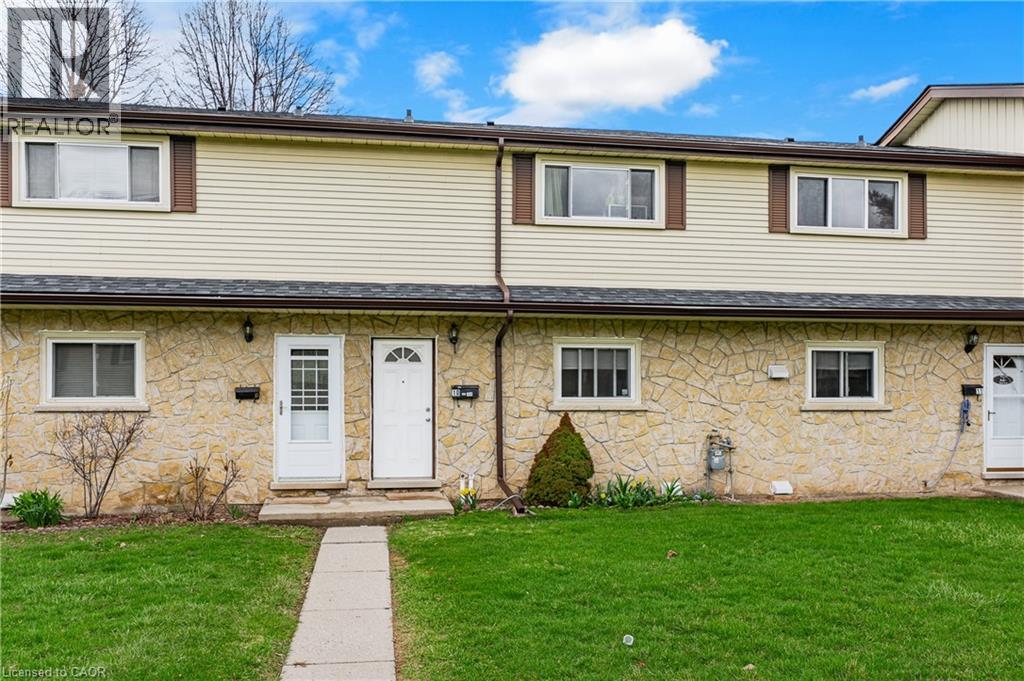 144 JANSEN Avenue Unit# 10