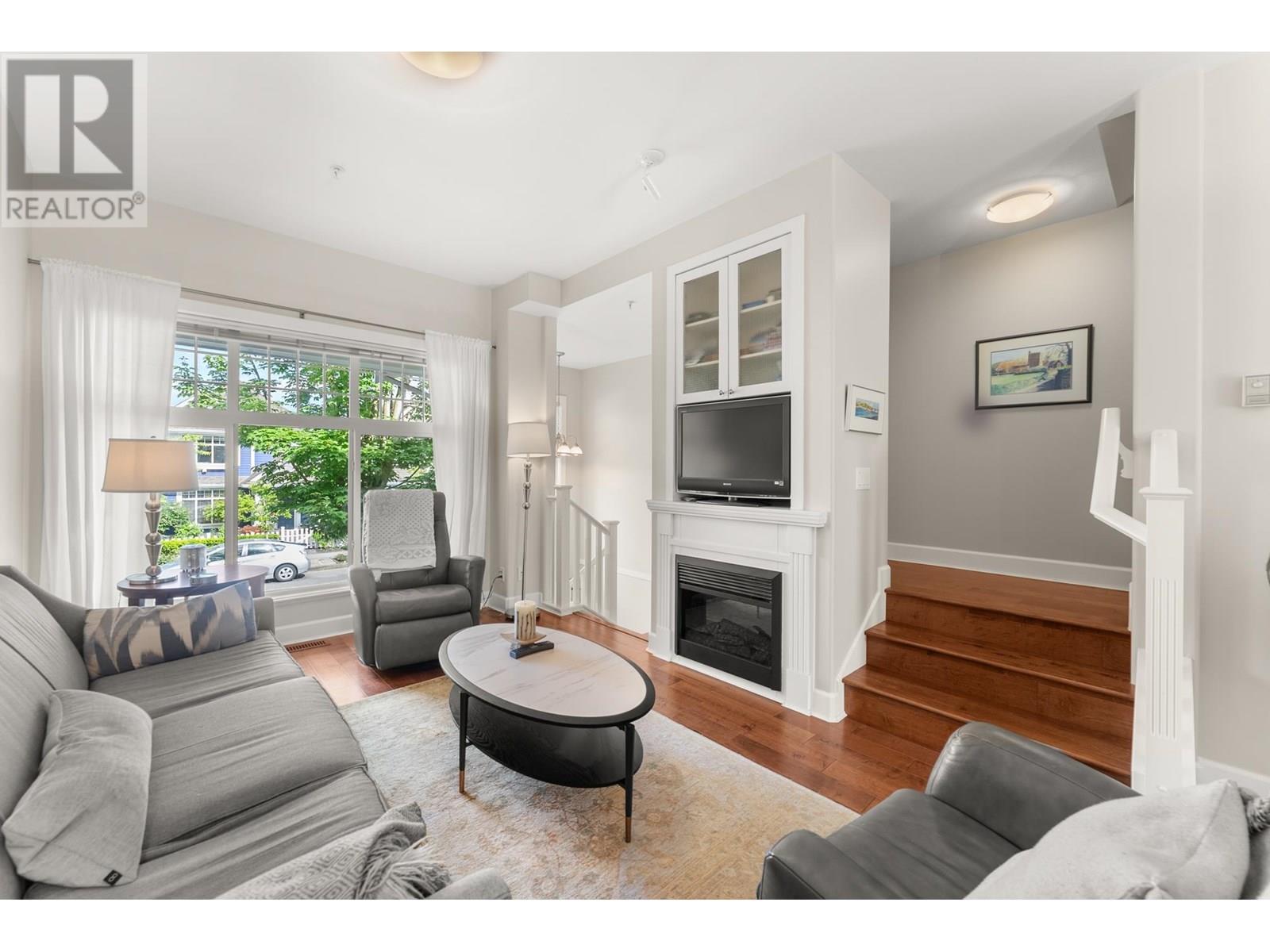 7 12333 ENGLISH AVENUE