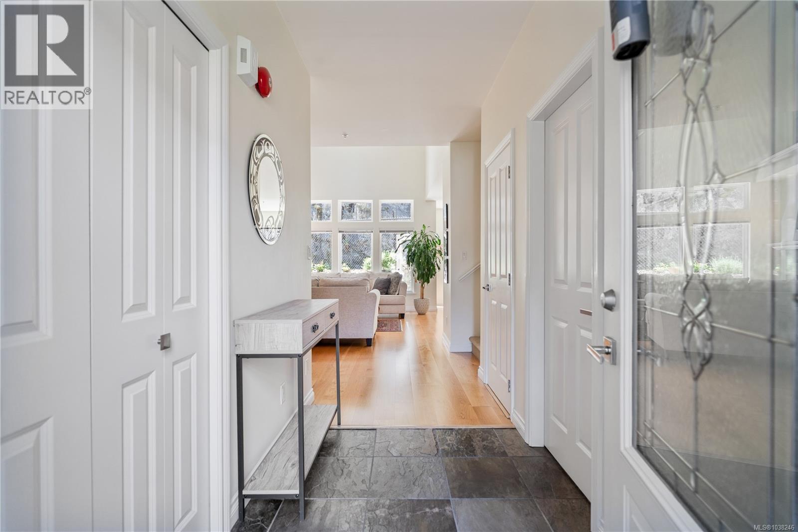122 945 Bear Mountain Pkwy