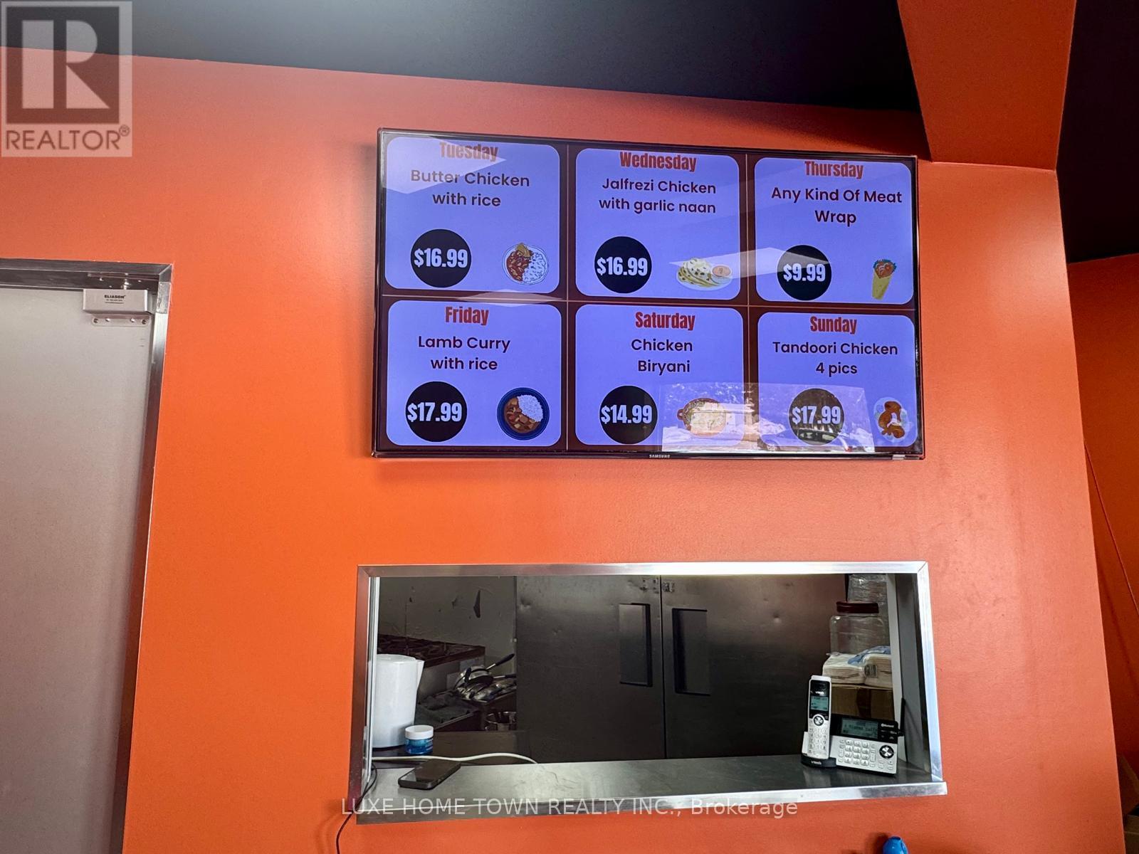 UNIT 1 - 392 MAIN  N STREET