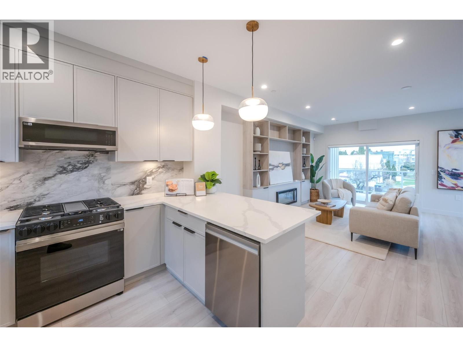 784 ARGYLE Street Unit# 104