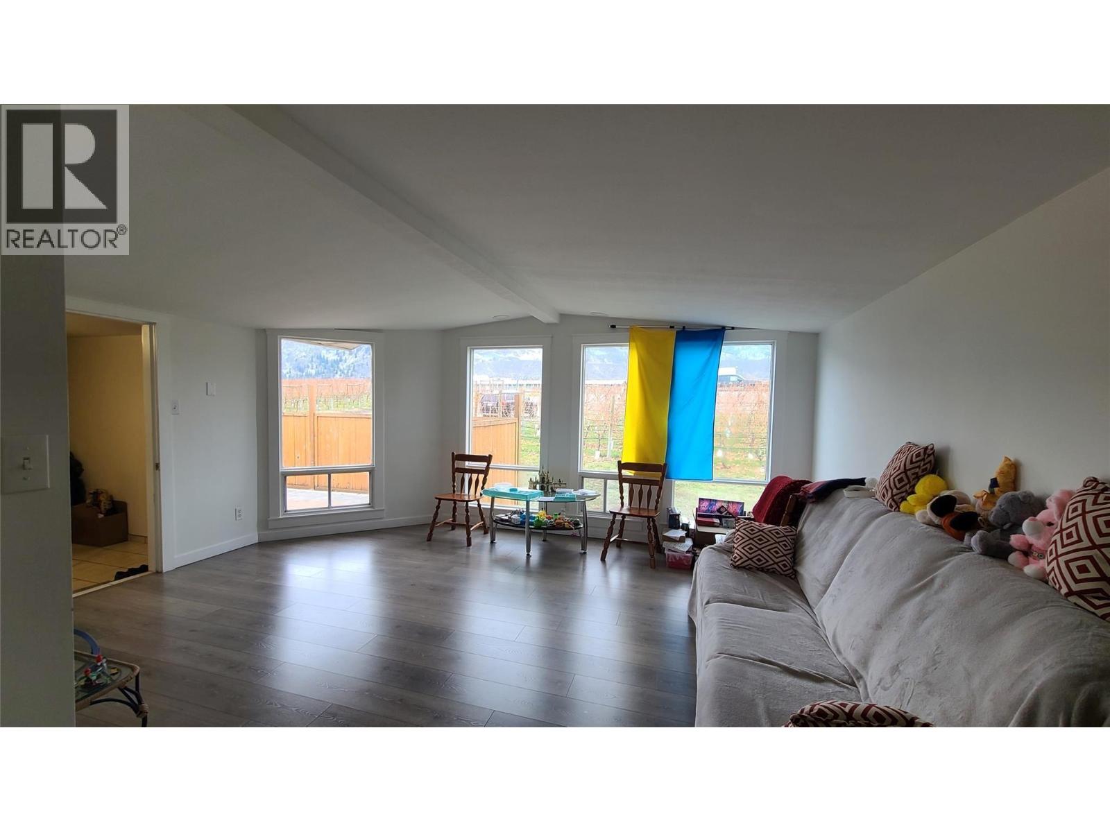 7361 Tucelnuit Drive