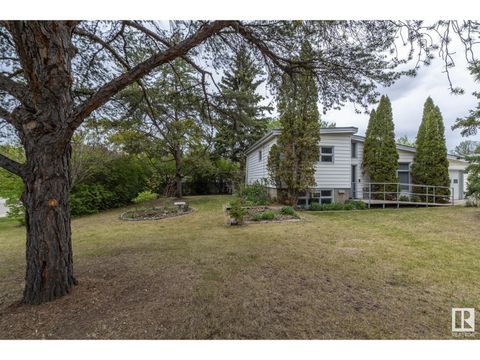 100 ACACIA CT Sherwood Park AB T8A1K6