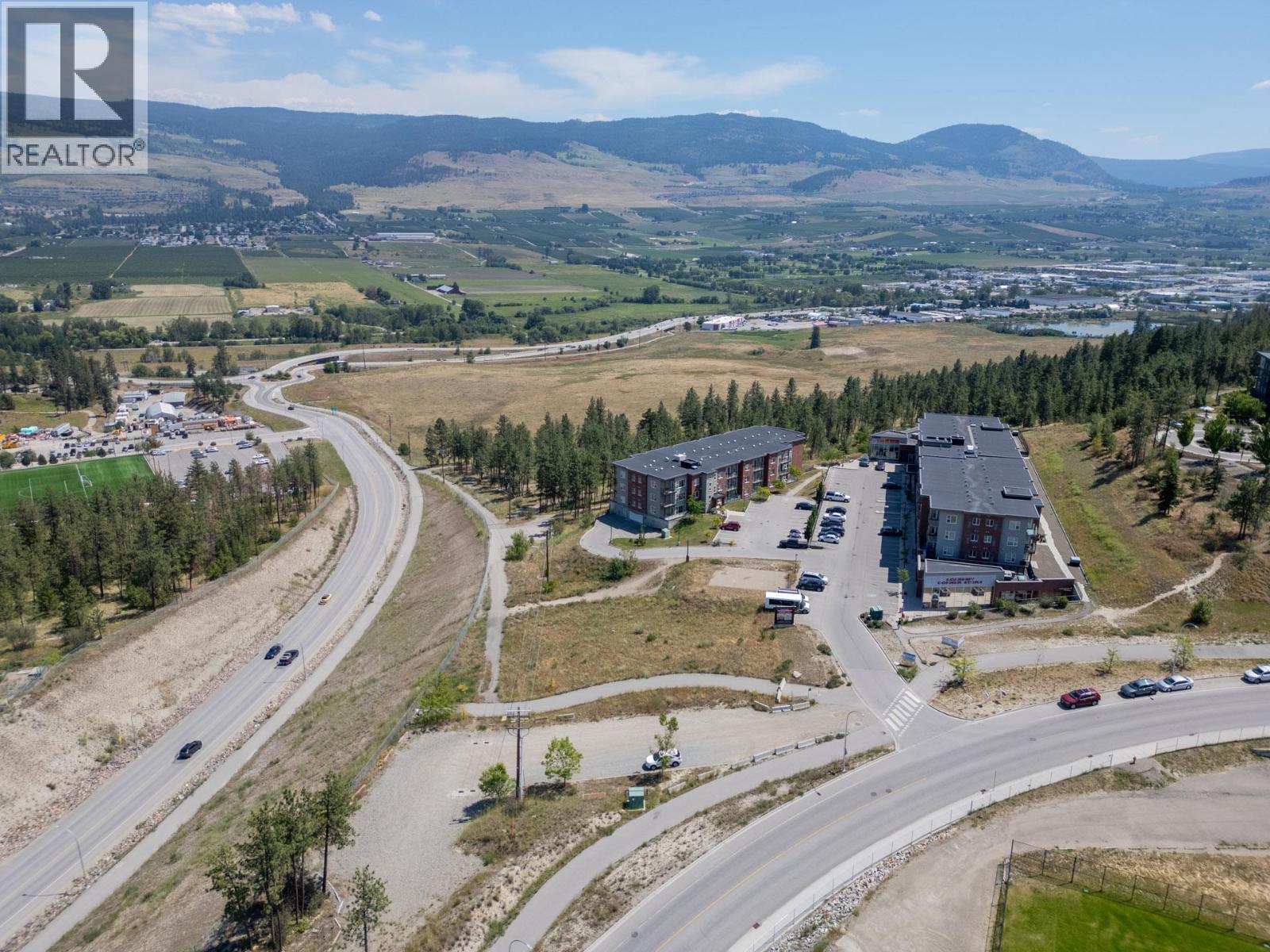 975 - 985 ACADEMY Way