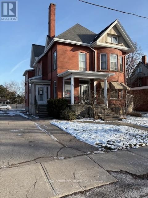 27 SOUTHWICK STREET St. Thomas ON N5R3R7