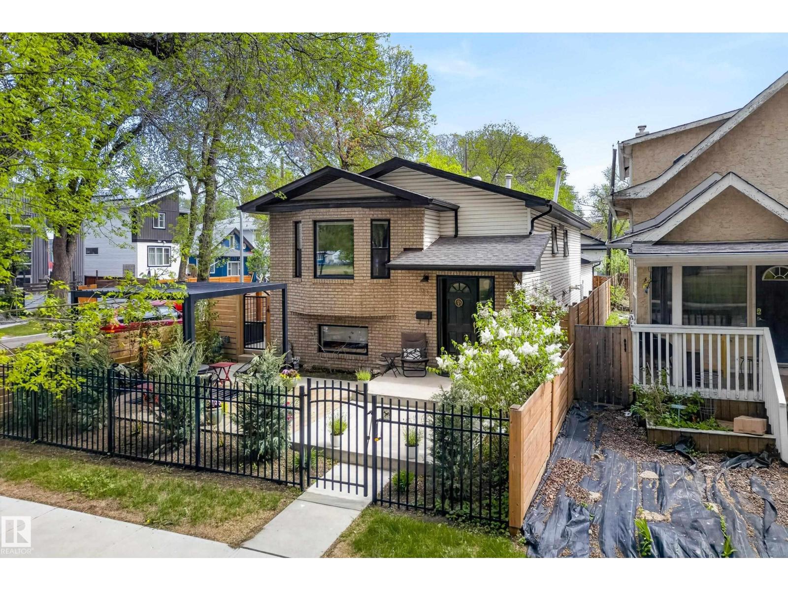 10869 94 ST NW