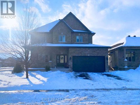 301 COLMAR STREET Russell ON K0A1W0