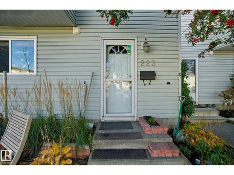 223 DICKINSFIELD CO NW Edmonton AB T5E5V8