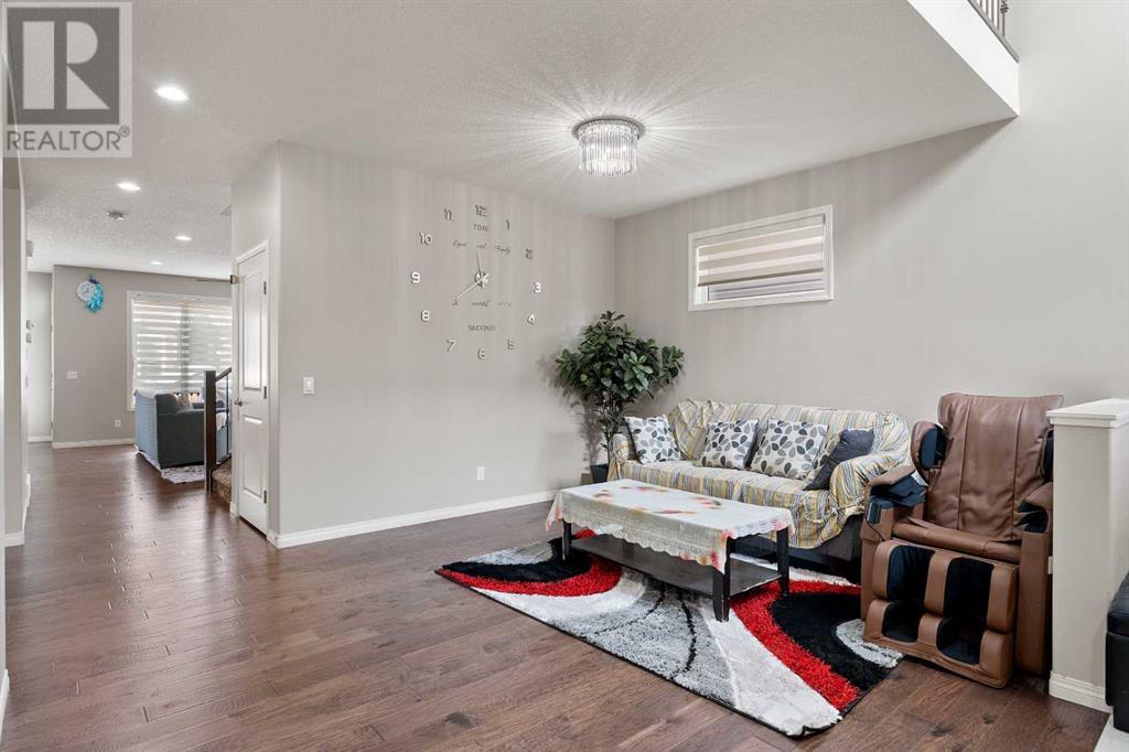 37 Savanna Green NE