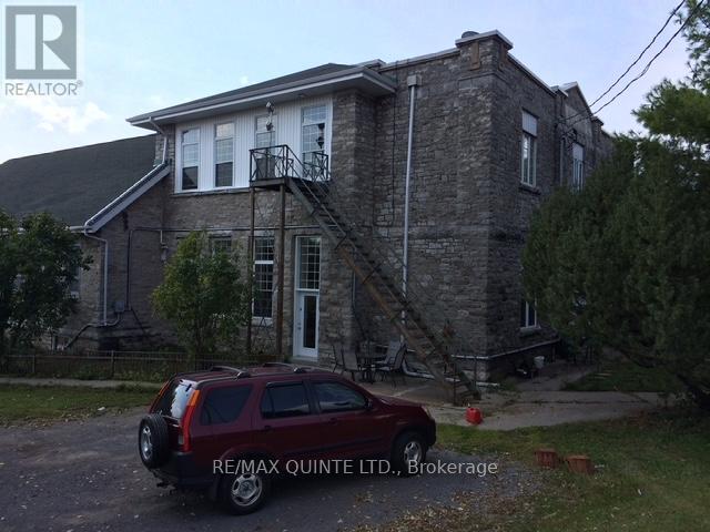 25 MANLEY DRIVE