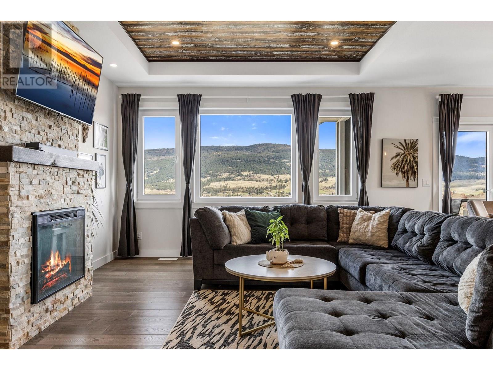 13158 Lake Hill Drive
