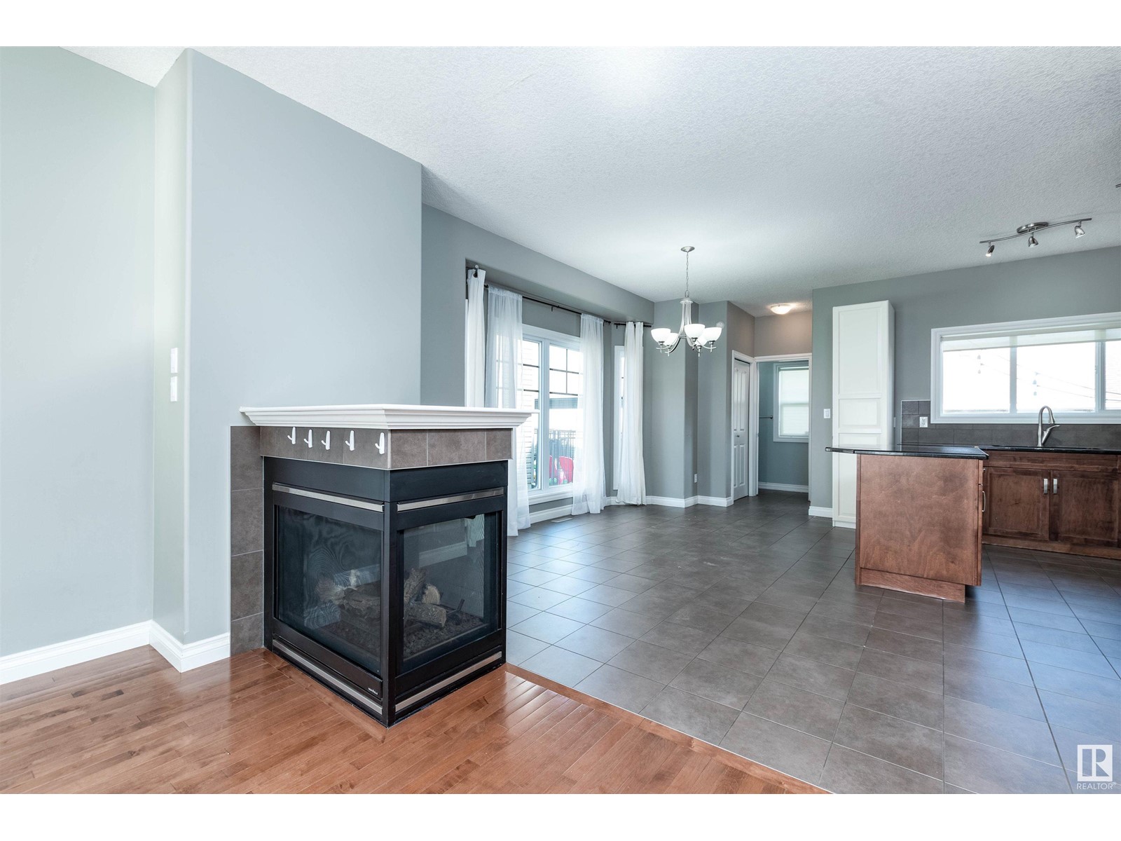 4951 TERWILLEGAR CM NW