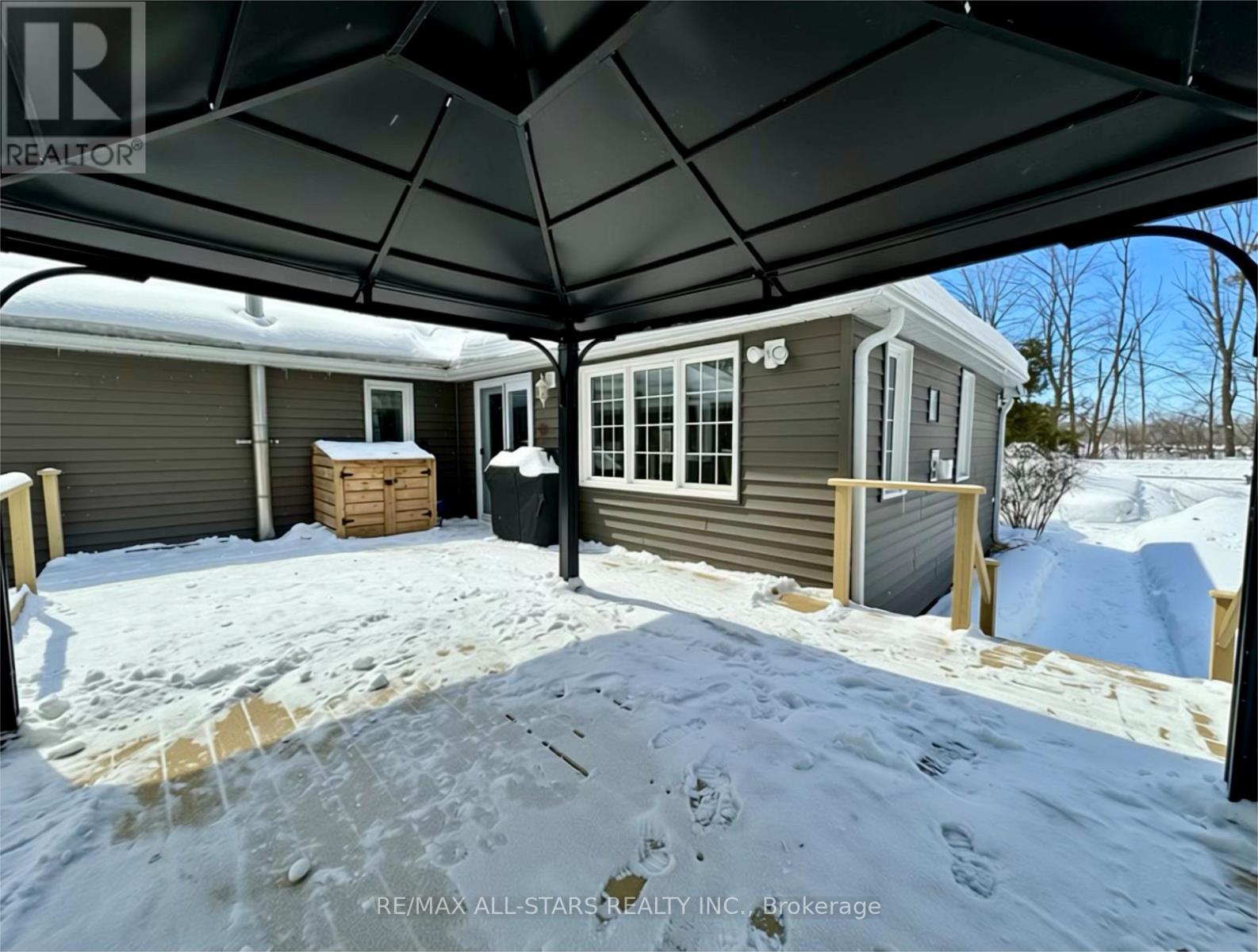 29 STINSONS BAY ROAD