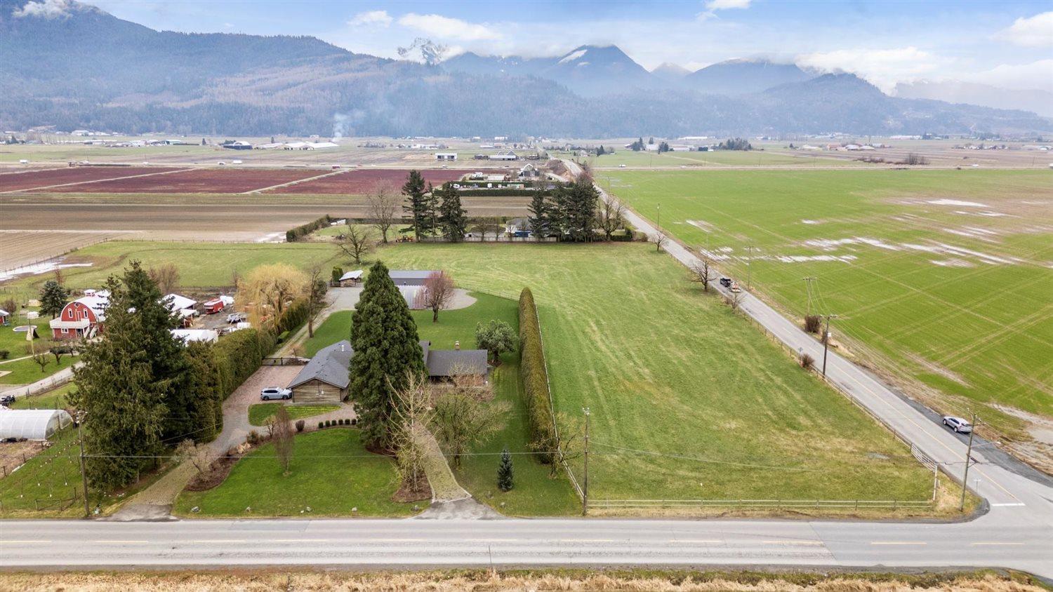 48810 CHILLIWACK CENTRAL ROAD|East Chilliwack