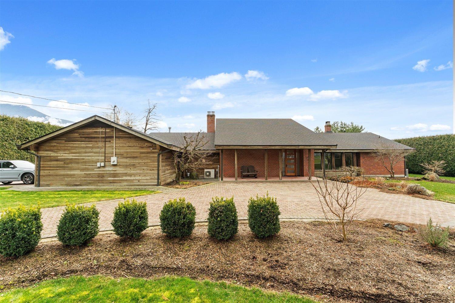 48810 CHILLIWACK CENTRAL ROAD|East Chilliwack