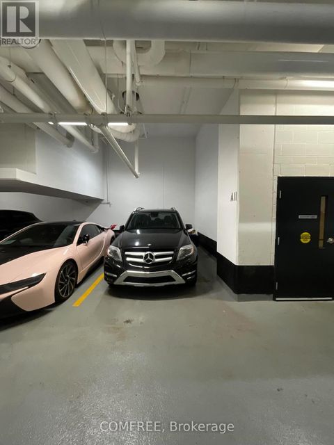 81 WELLESLEY STREET E Toronto (Church-Yonge Corridor) ON M4Y0C5