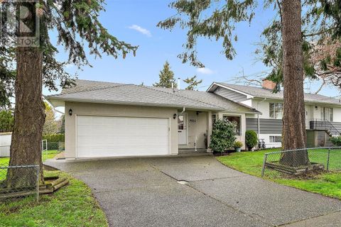 2370 Malaview Ave Sidney BC V8L2G2