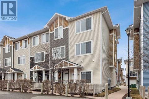 113, 2802 Kings Heights Gate SE Airdrie AB T4A0T3
