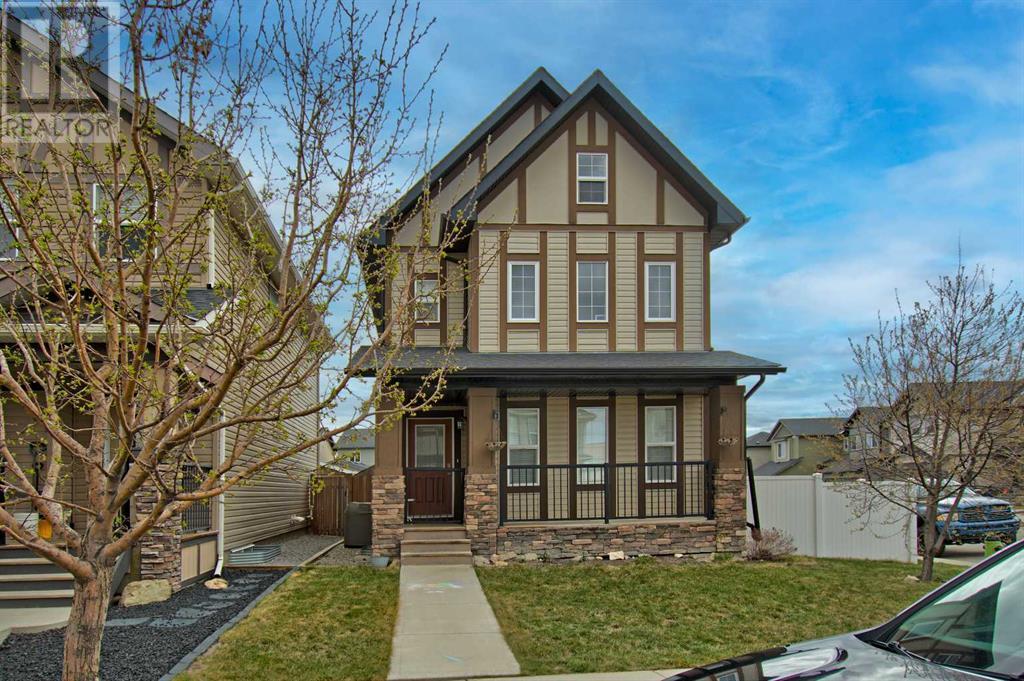 1009 Kingston Crescent SE
