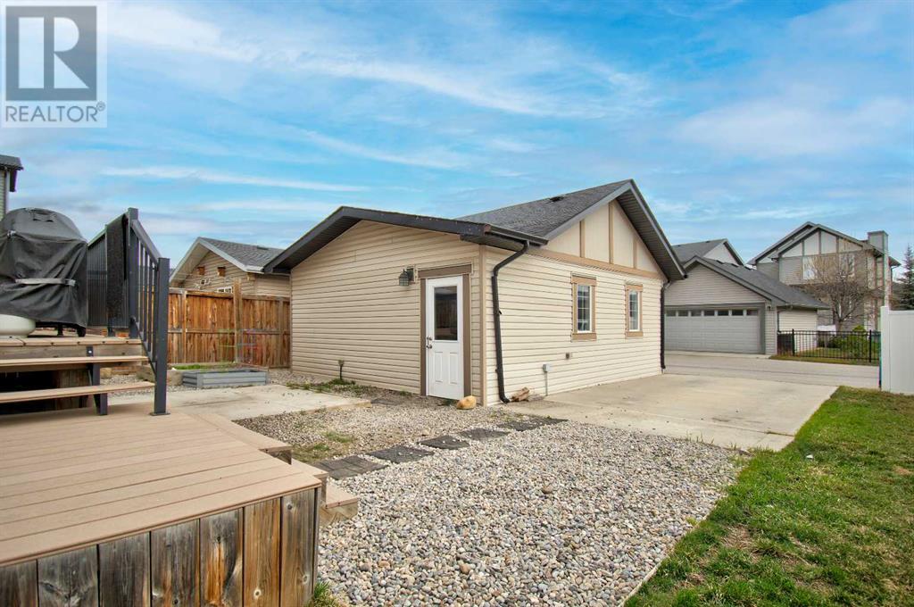 1009 Kingston Crescent SE